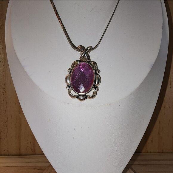 Silver and Purple Pendant Necklace 16" - Picture 5 of 8